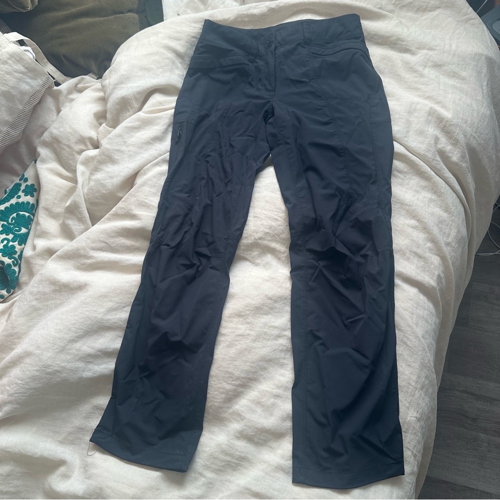 MEC Black Straight Leg Pants